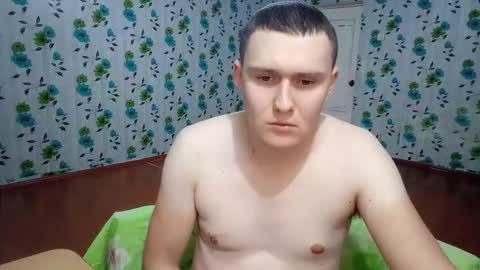 Snapshot of luxeboy_ chatting on 1, 12, 2025 Mike online show from 1, 12, 2025