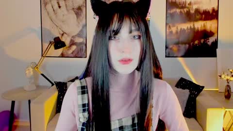 Snapshot of luxrayi chatting on 28, 1, 2025 Ray online show from 28, 1, 2025