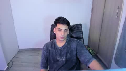 luxrx online show from 25, 5, 2026