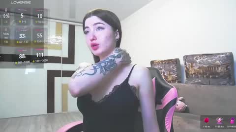 Snapshot of luxuryalma18 chatting on 19, 5, 2026 Alma online show from 19, 5, 2026