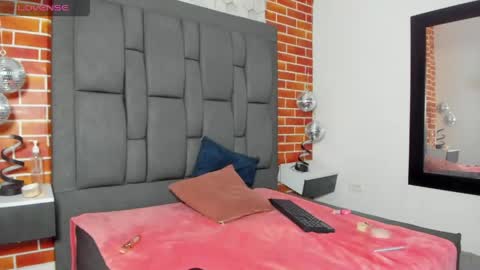 luxuryheavenn online show from 12, 5, 2026