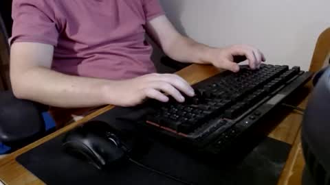 Snapshot of lxgxnd99 chatting on 8, 3, 2025 lxgxnd99 online show from 8, 3, 2025