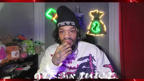 Snapshot of lxrdhxkvgemvsterjuice chatting on 14, 12, 2025 lxrdhxkvgemvsterjuice online show from 14, 12, 2025