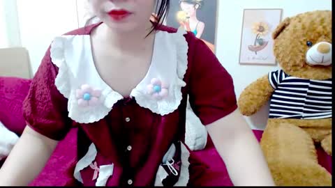 im mai online show from 1, 12, 2025
