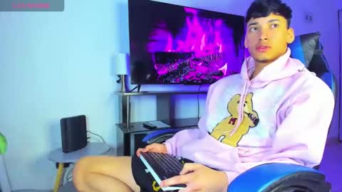 Lyam online show from 30, 3, 2026