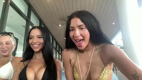 lylaxblake online show from 18, 3, 2026