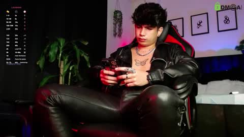 Lyle Bennett Freelance Model online show from 9, 2, 2026