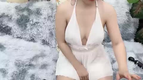 lyly_sweet97 online show from 27, 5, 2026