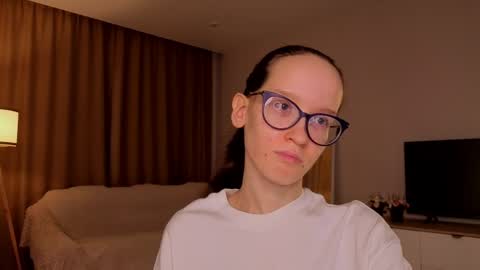 Sara online show from 4, 4, 2026