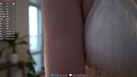 Natasha online show from 5, 11, 2025