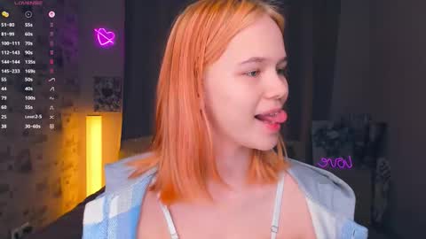 Cozy Lynns room online show from 16, 2, 2026