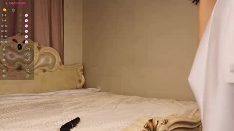 Lola online show from 11, 2, 2025