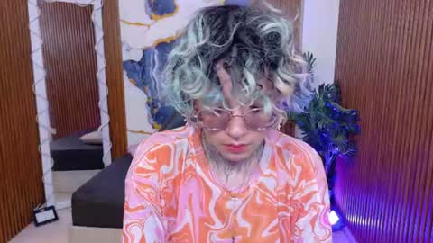 lyra_tay online show from 24, 7, 2026