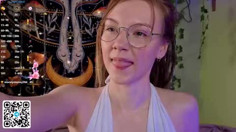 Snapshot of lyra_thenymph chatting on 23, 11, 2025 Lyra online show from 23, 11, 2025