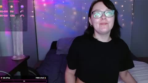 Lyra Rose online show from 27, 2, 2025