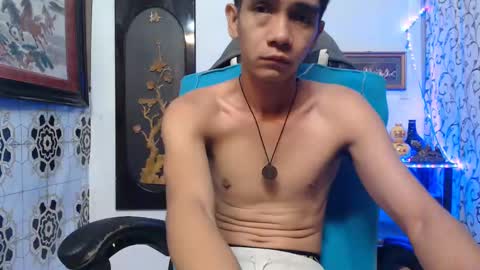 Snapshot of lyubovmoya3 chatting on 30, 12, 2024 SWEETPINOY online show from 30, 12, 2024