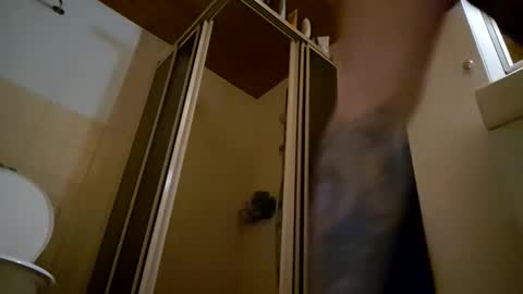 Fucklover online show from 11, 1, 2026