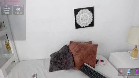 Mila online show from 1, 12, 2025