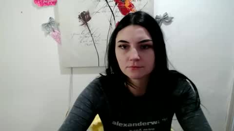 Snapshot of m_i_k_i_ chatting on 17, 2, 2026 m_i_k_i_ online show from 17, 2, 2026