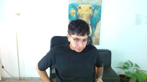 Max online show from 30, 3, 2026