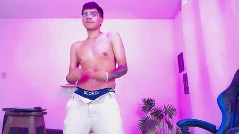 Max online show from 14, 4, 2026