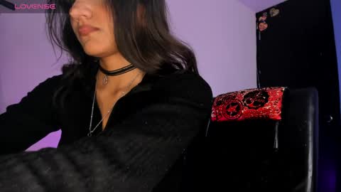 Mabel Candy  online show from 15, 12, 2024