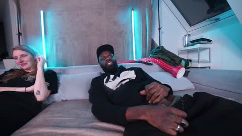 Mac Troy online show from 26, 12, 2024