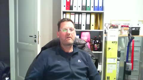 Snapshot of macfly67 chatting on 25, 3, 2026 macfly67 online show from 25, 3, 2026