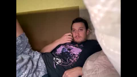 Snapshot of machine2291 chatting on 8, 11, 2025 Tchia online show from 8, 11, 2025