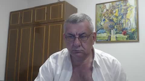 Macho online show from 8, 4, 2026