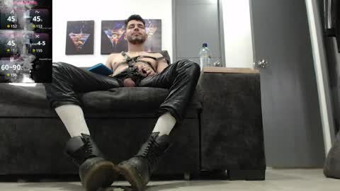 instagram mackdanielsx online show from 8, 4, 2026