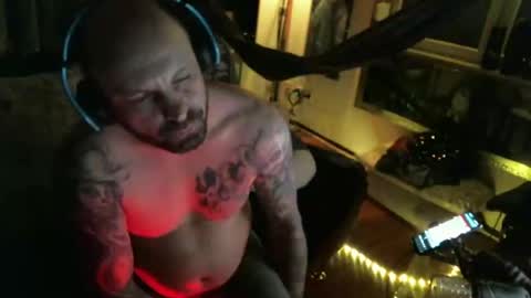 Manuel online show from 8, 3, 2025