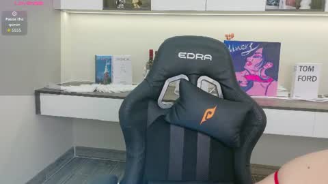 Snapshot of mad_dy chatting on 17, 7, 2026 Mad D online show from 17, 7, 2026