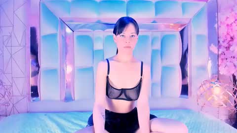  madamedesade01   online show from 2, 11, 2025