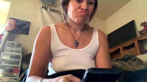 SummerPeach online show from 5, 12, 2024