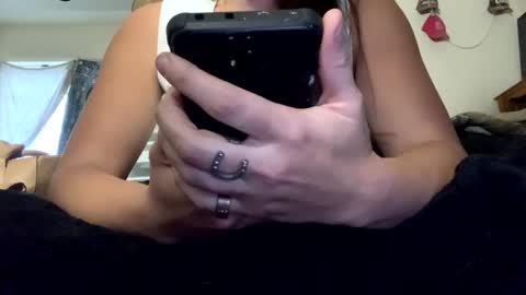 SummerPeach online show from 31, 12, 2024