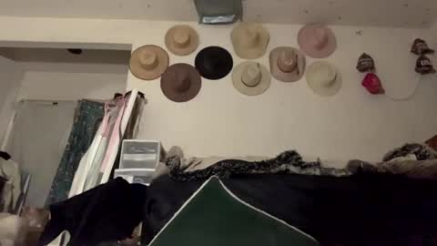 SummerPeach online show from 1, 1, 2025