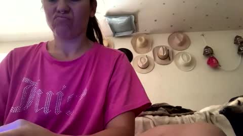 SummerPeach online show from 9, 1, 2025