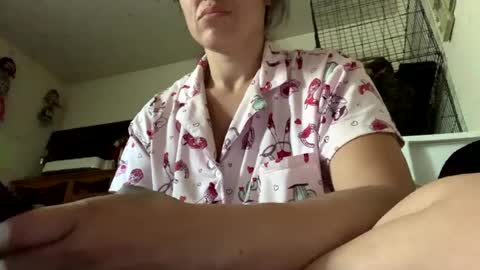 SummerPeach online show from 18, 1, 2025