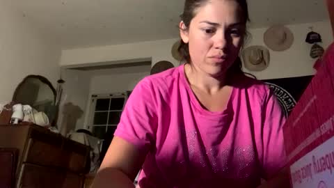 SummerPeach online show from 28, 1, 2025