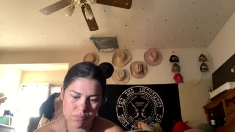 SummerPeach online show from 29, 1, 2025