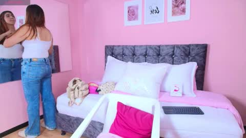 Snapshot of maddie_beauty chatting on 11, 2, 2026 Maddie online show from 11, 2, 2026