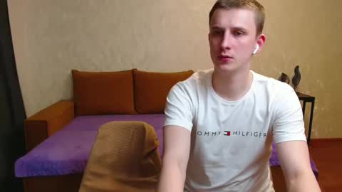 Snapshot of maddieandjason chatting on 26, 2, 2025 maddieandjason online show from 26, 2, 2025