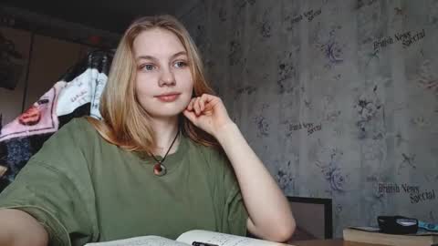 Snapshot of maddiecager chatting on 1, 3, 2026 Emma online show from 1, 3, 2026