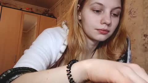 Snapshot of maddiecager chatting on 2, 3, 2026 Emma online show from 2, 3, 2026