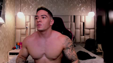 Snapshot of maddox_santana chatting on 28, 12, 2024 Maddox Santana online show from 28, 12, 2024