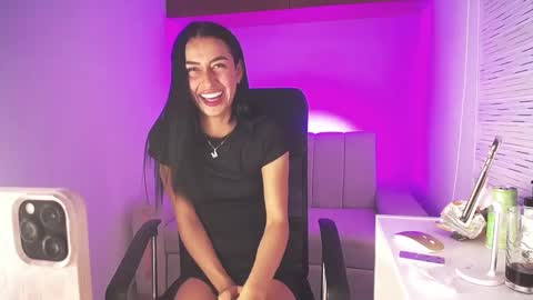 Maddy online show from 22, 2, 2025