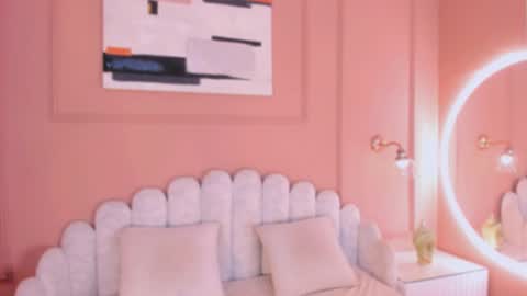 Maddy  online show from 5, 1, 2025