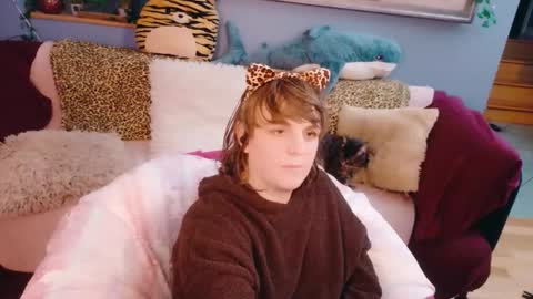 Maddy Cat online show from 30, 11, 2025