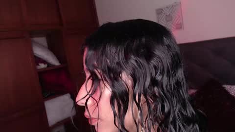 Maddy Parker  online show from 7, 3, 2025